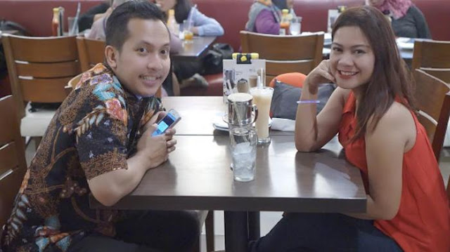 Istri Direktur Aja Nggak Malu Pakai Baju Rp 50ribuan. Kamu Nggak Malu Pakai Barang Mahal Tapi Gaji Habis Buat Nyicil?? Istri Direktur Aja Nggak Malu Pakai Baju Rp 50ribuan. Kamu Nggak Malu Pakai Barang Mahal Tapi Gaji Habis Buat Nyicil??