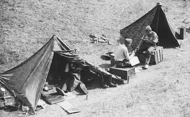 Wargames Obsession: The Zeltbahn. Off on a tangent (again): Zeltbahns ...