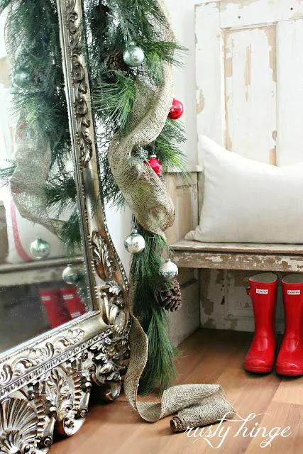 Christmas mirror garland with ornaments by Rusty Hinge featured at I Love That Junk #12daysofchristmas