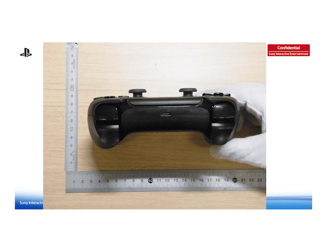 تسريب صور جديدة تكشف لأول مرة النسخة الحقيقية من ذراع التحكم DualSense باللون الأسود لجهاز PS5