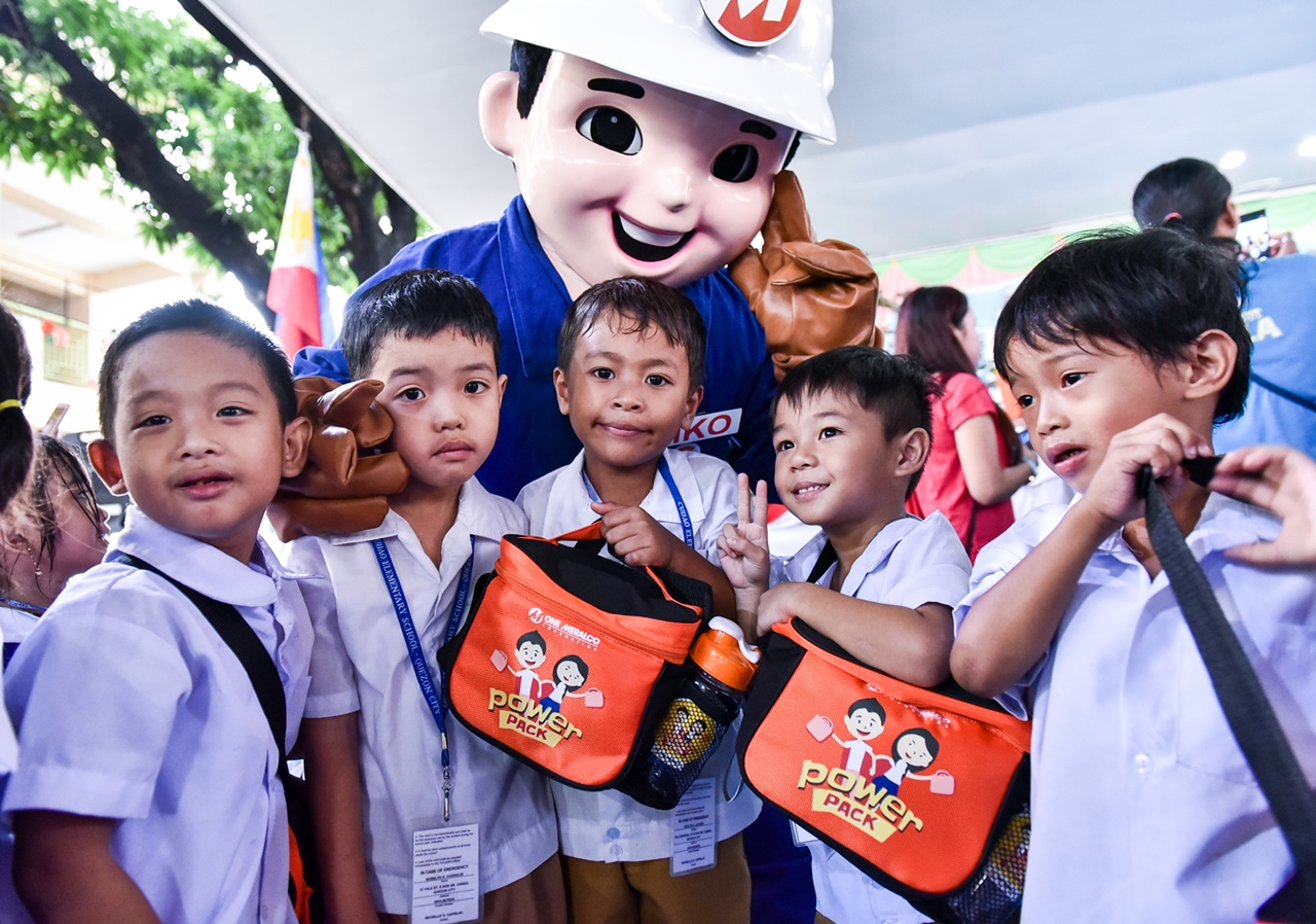 Meralco Employees Bring ‘Power Packs’ To Public Schools Mommy Bloggers Philippines