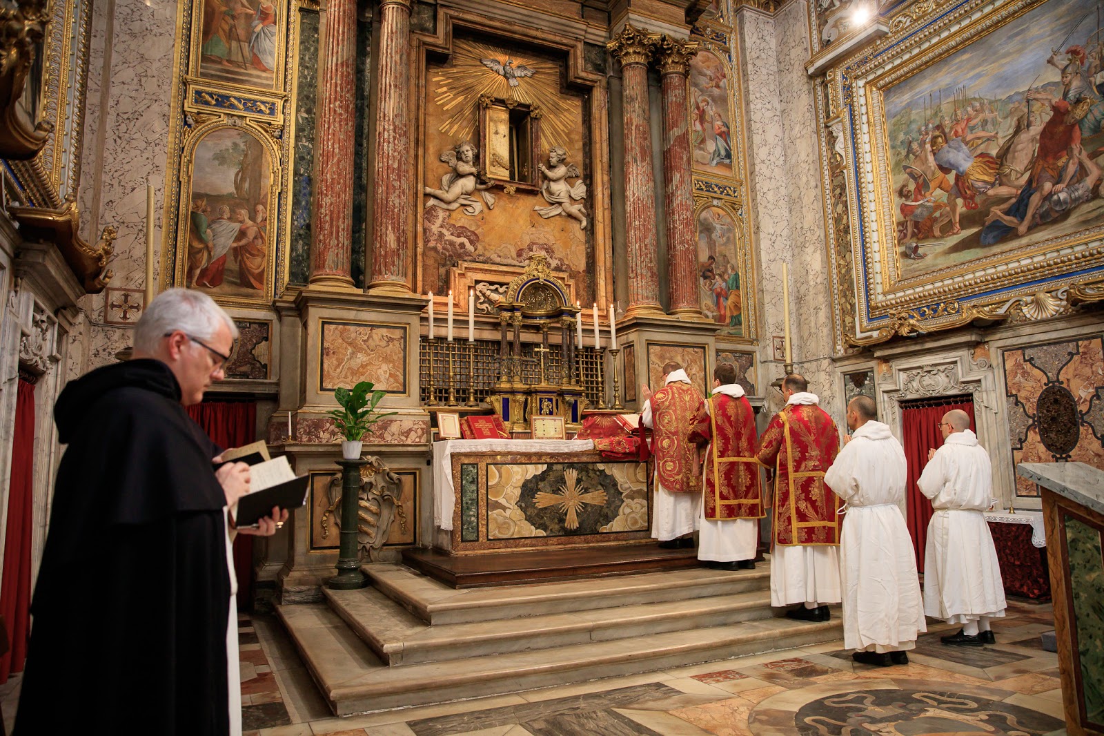 New Liturgical Movement Pictures of Solemn Masses at the Angelicum in Rome