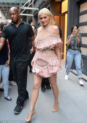 1 Kylie Jenner dazzles at Harper's Bazaar party in a stunning Balmain dress