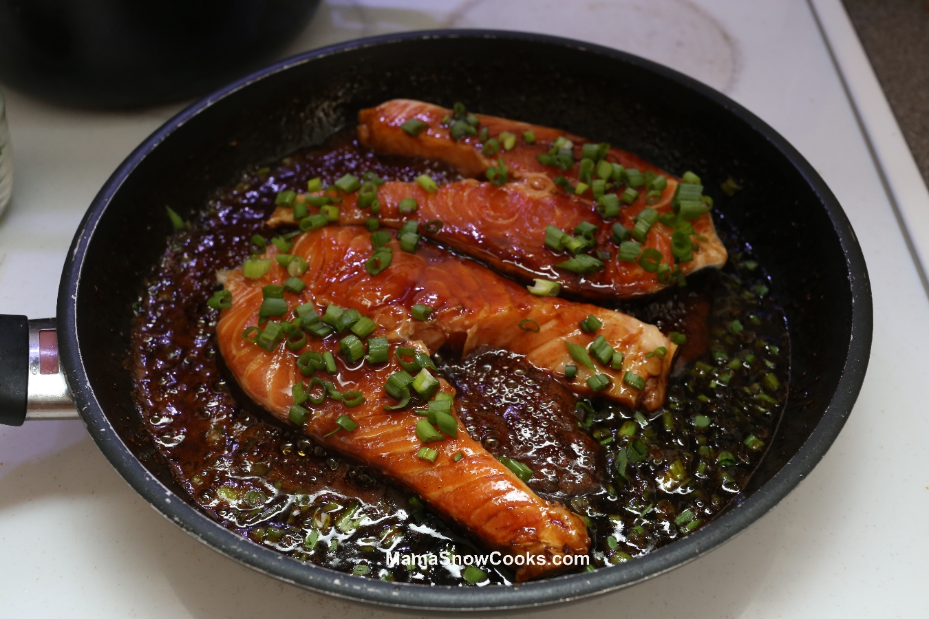 Vietnamese Caramelized Salmon (Ca Hoi Kho)