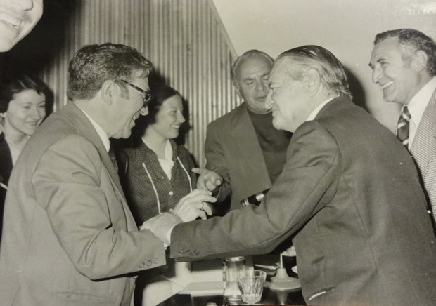 Manuel Molina (izquierda) con Ángel Caffarena y Gaspar Peral, Consuelo Jiménez de Cisner y Perezgil