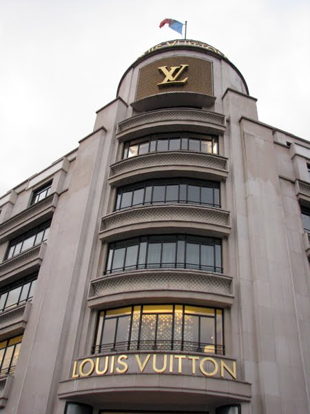 Outlet Store Louis Vuitton Paris | SEMA Data Co-op