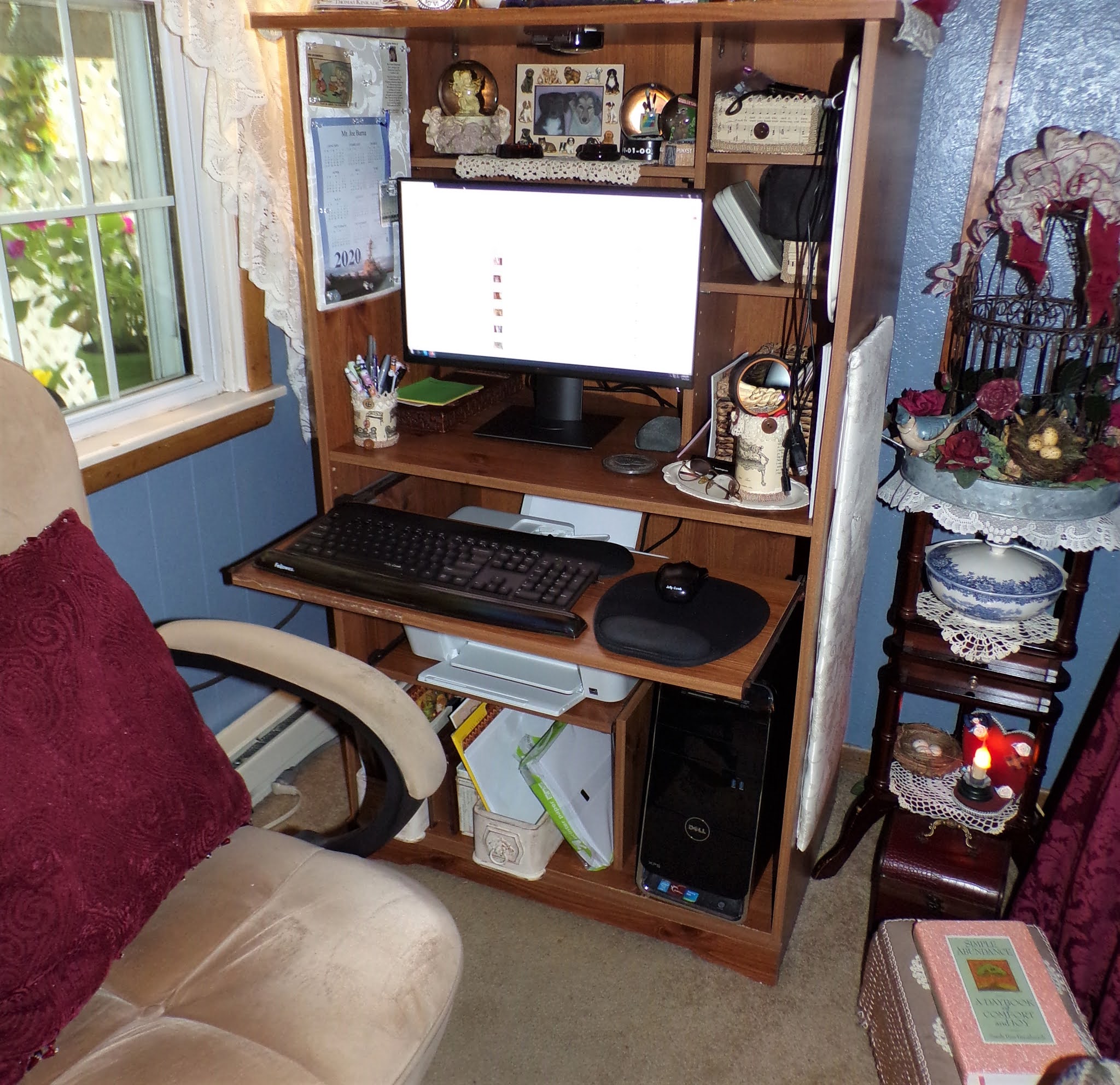 DEBBIE-DABBLE BLOG: A Few Seasonal Changes in the Kitchen......