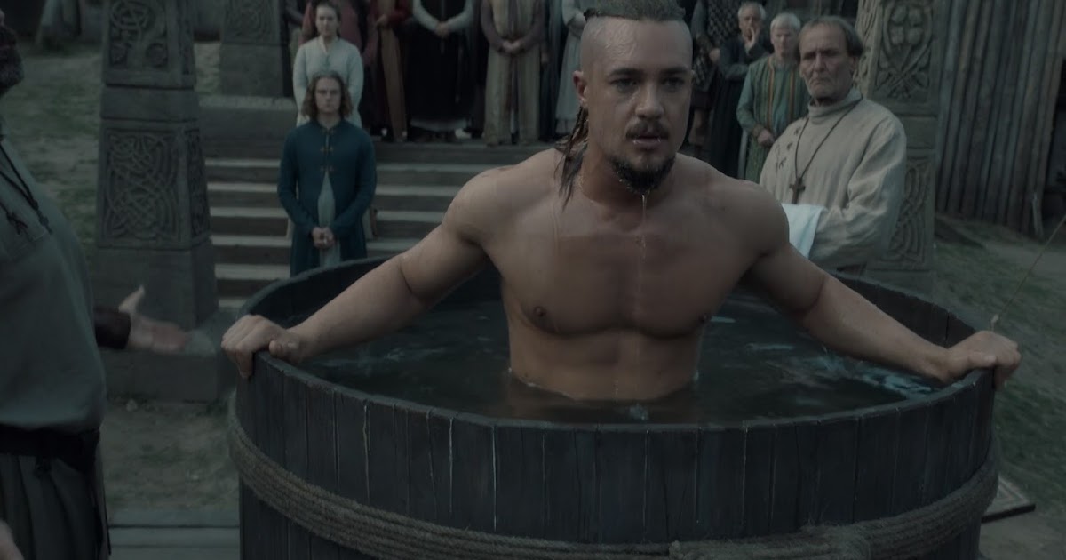 ausCAPS: Alexander Dreymon nude in The Last Kingdom 4-08 "Episode #4.8"