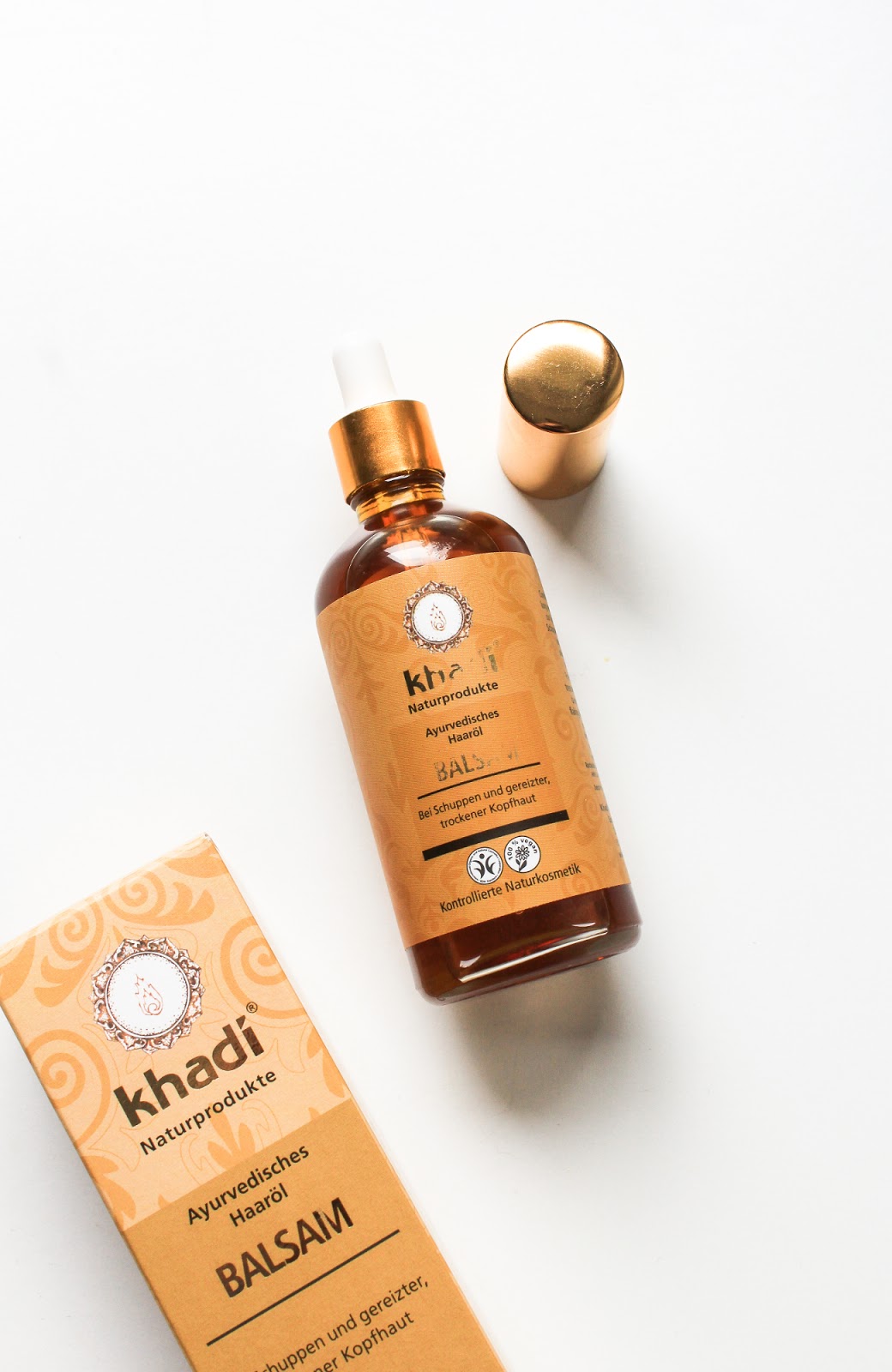 Khadi Balsam Ayurvedic Hair Oil. Controls Dandruff, itchy, oily scalp. LoveLula Khadi Balsam Ayurvedic Hair Oil. Controls Dandruff, itchy, oily scalp. LoveLula
