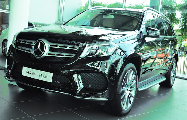 Đối thủ Mercedes GLS 500 4MATIC Mercedes GLS 500 4MATIC thách thức mọi đối thủ