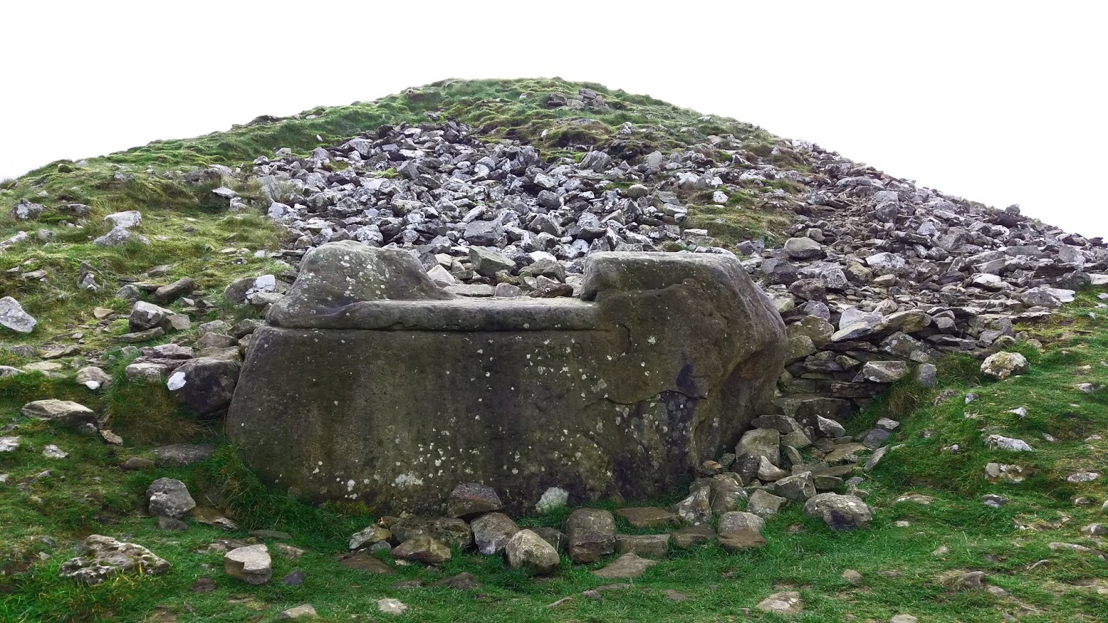 Samhain: Goddesses Tlachtga & the Morrígan