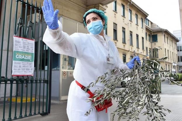 Ιταλία-κορωνοϊός: «Ίλιγγος» από τον αριθμό των κρουσμάτων – 1.210 σε 24 ώρες