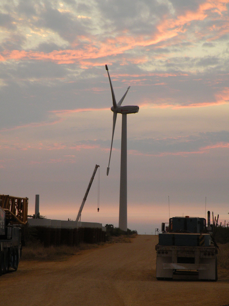 La Quigua: PARQUE EÓLICO PARAGUANÁ (actualizado)
