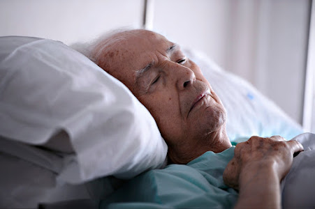 https://theshores.umcommunities.org/the-shores/5-sleeping-tips-for-those-with-alzheimers/