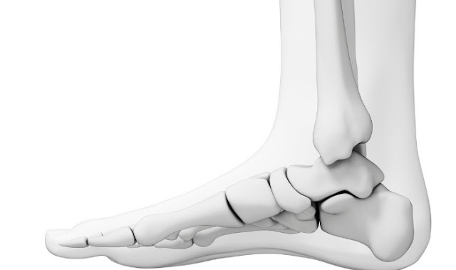 benefits of walking on barefoot:boost bone strength