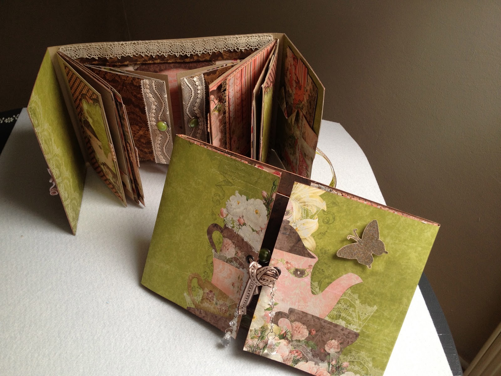 Atelier Pirouette cacahuète Le Blog SCRAPBOOKING ADULTES