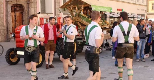 What’s the Right Way to Clean Your Lederhosen?