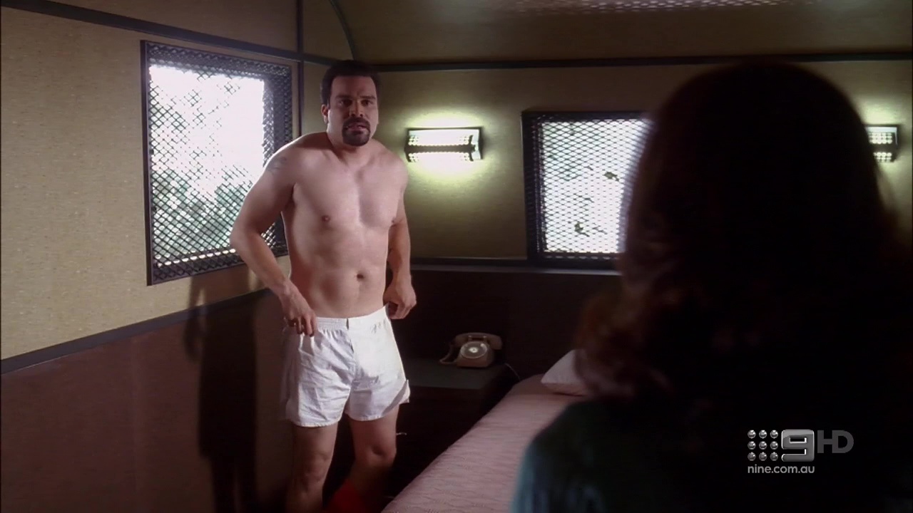 Ricardo Chavira shirtless in Desperate Housewives 2-04 "My Heart Belon...