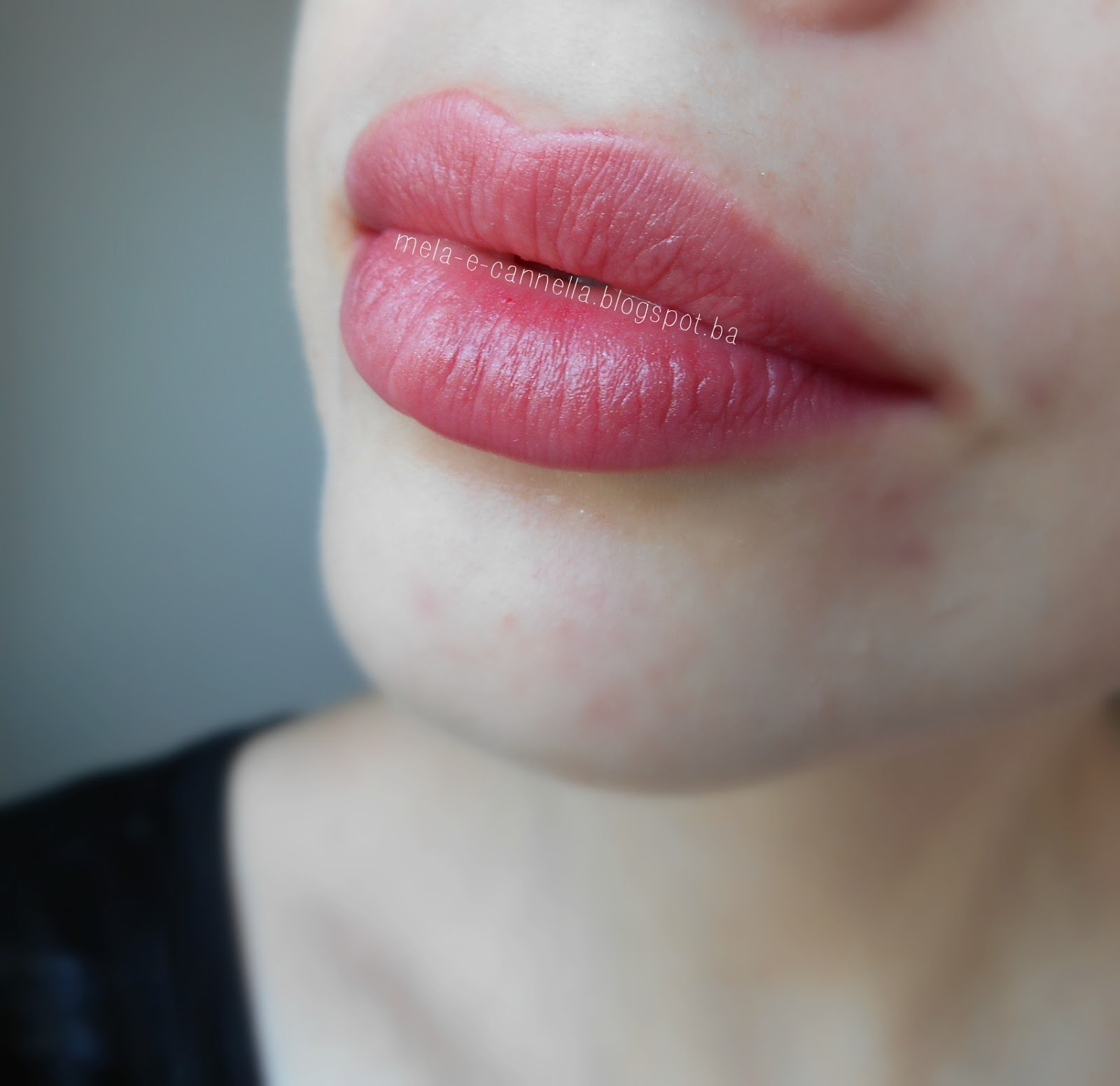 mela-e-cannella: Avon - Shine Burst lipstick - Strawberry Blush