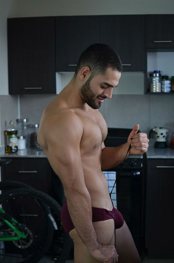 Bulge Amed Minas Shirtless by Kiks