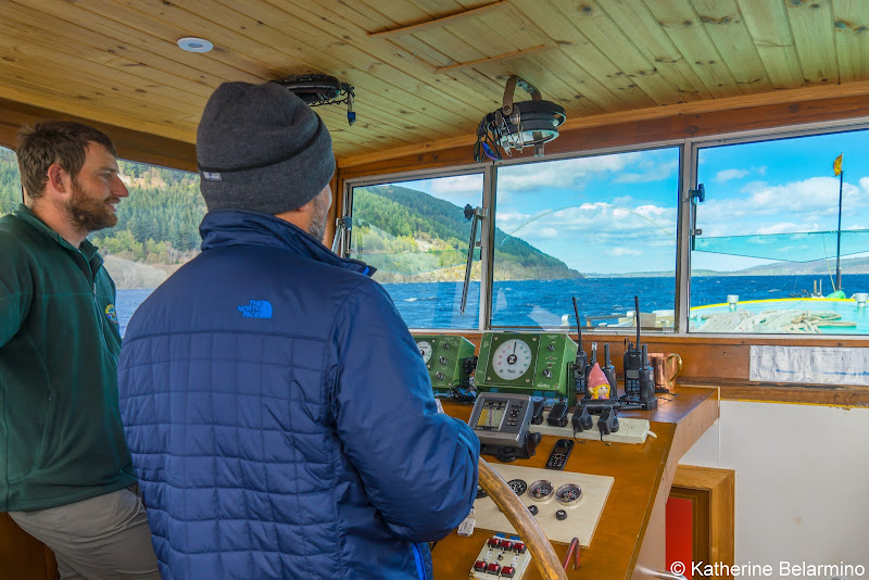 Driver the Barge Scotland Cruise Caledonian Discovery