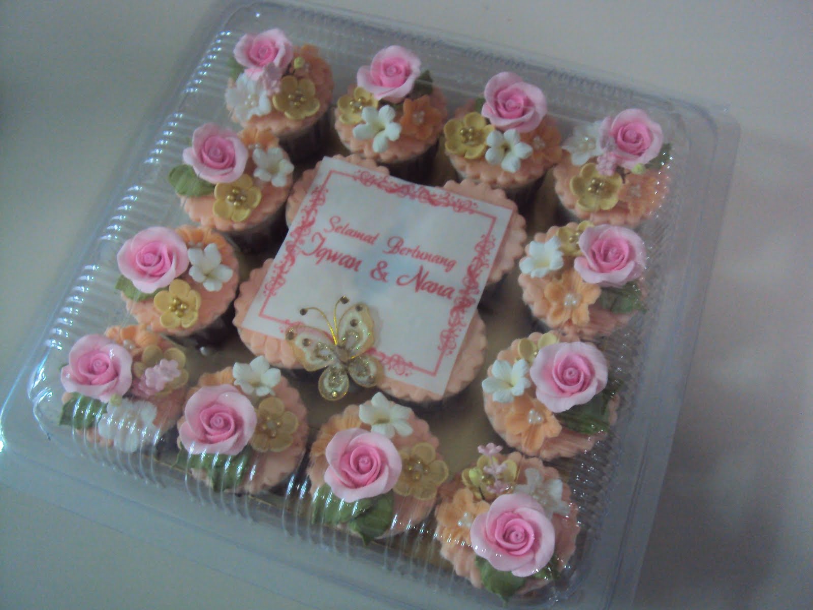 NZK & JR CAKES Cupcake Hantaran Iqwan & Nana dri bandar Tun Razak Cheras