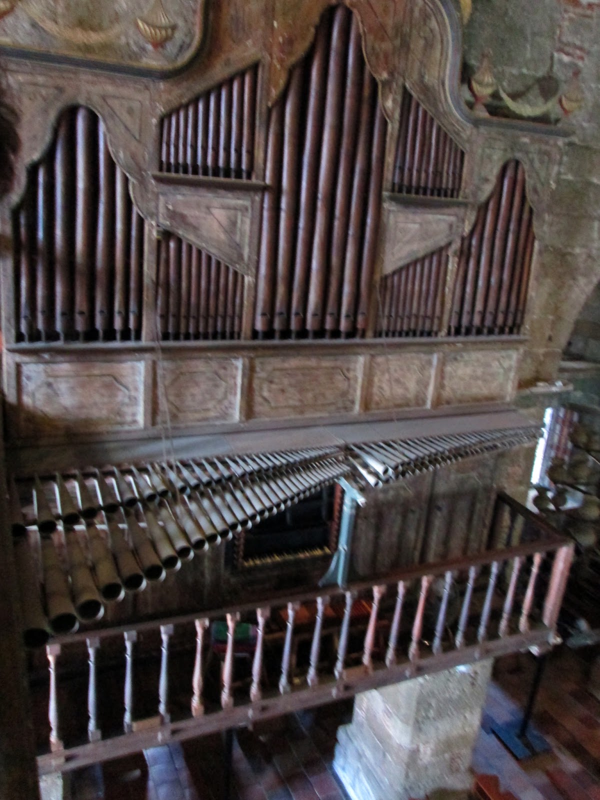 The Adventure Continues...the Philippines! Manila Hotel/Bamboo Organ