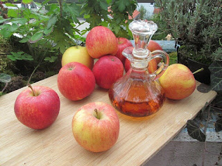 Amazing Benefits Of Apple Cider Vinegar