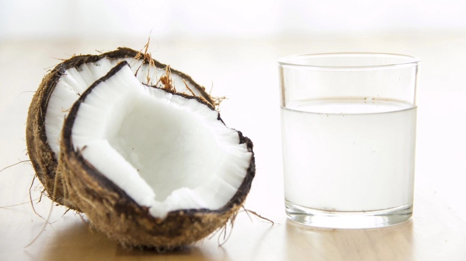 agua-de-coco-beneficios