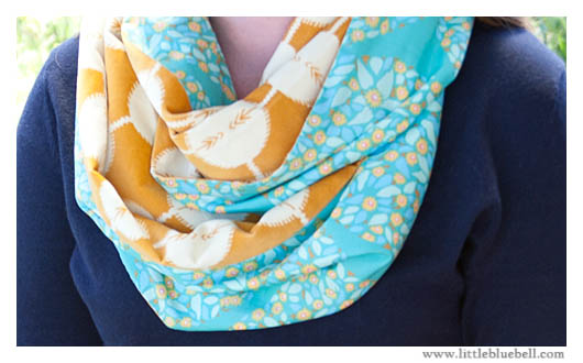 Little Bluebell: Figure Eight Scarf by Anna Maria Horner