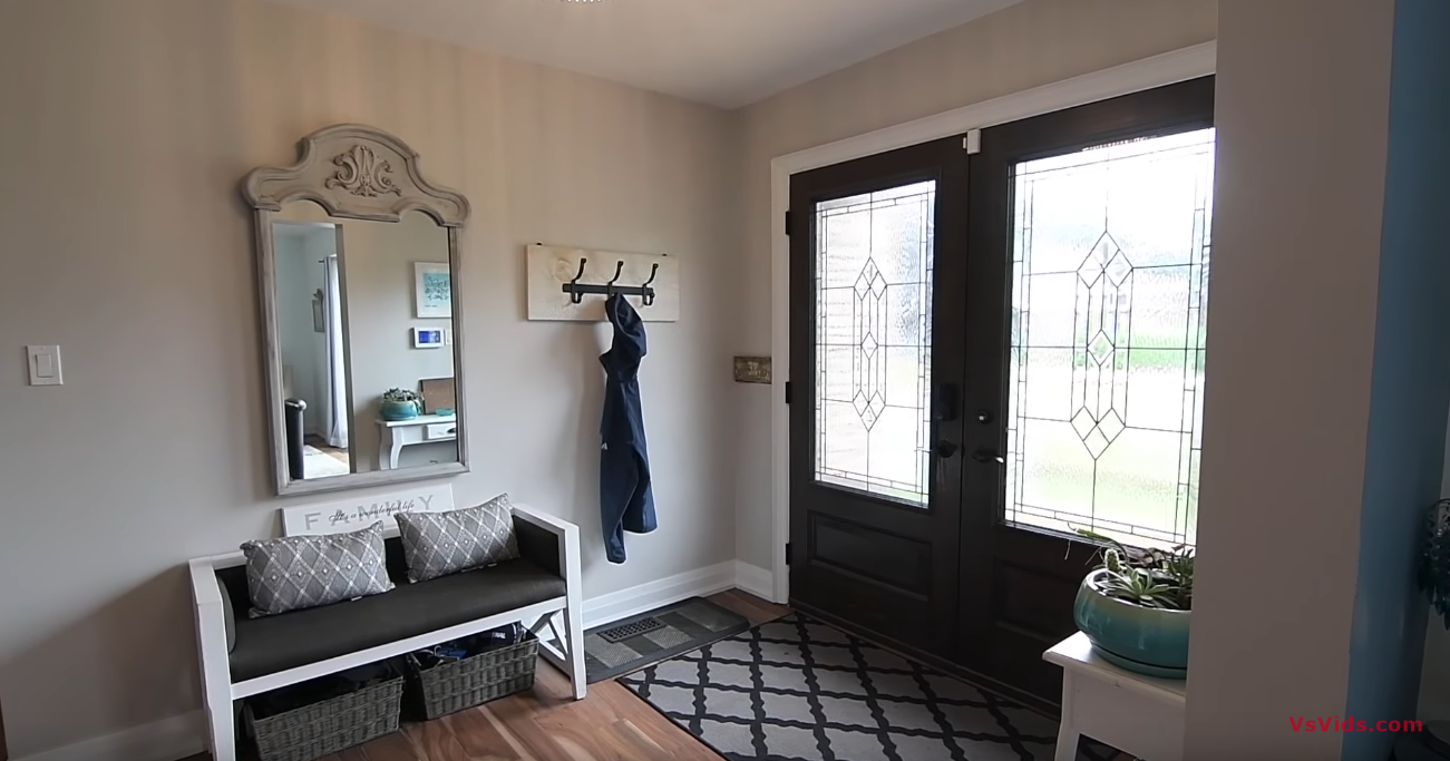 30 Photos vs. 3a Pebble Beach Dr, Cobourg - Open House Video Tour - Luxury Home & Interior Design 30 Photos vs. 3a Pebble Beach Dr, Cobourg - Open House Video Tour - Luxury Home & Interior Design