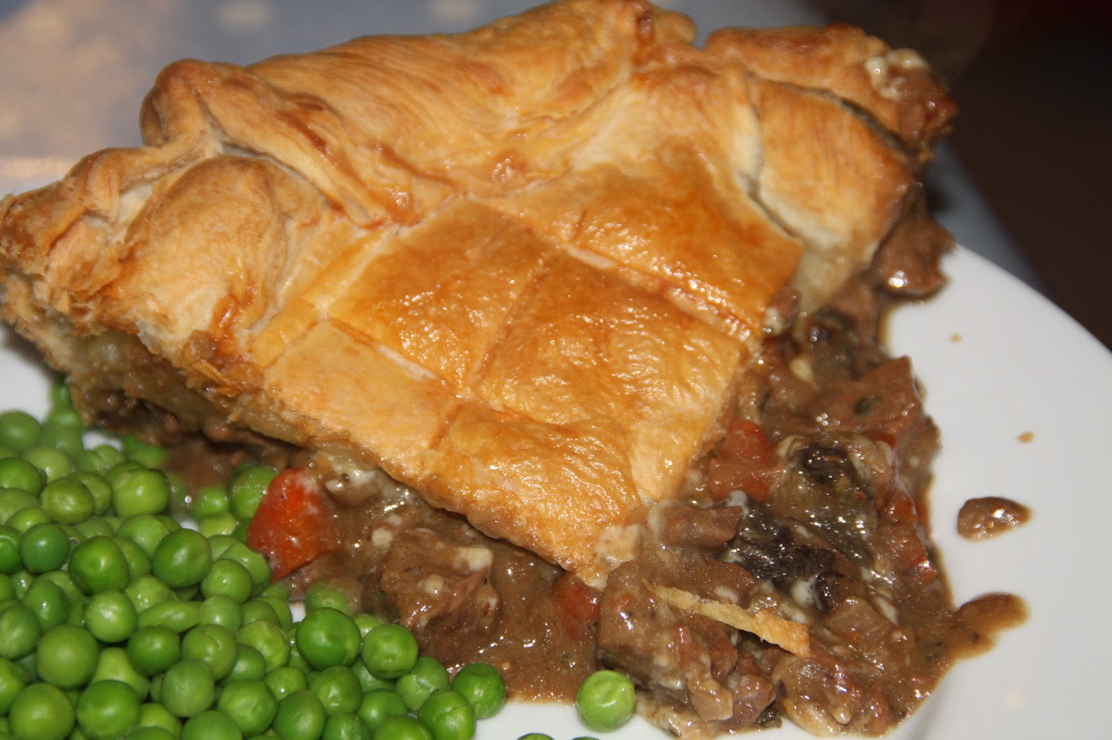 At Home with Mrs M!: Jamie O's Steak, Guinness and Cheese Pie