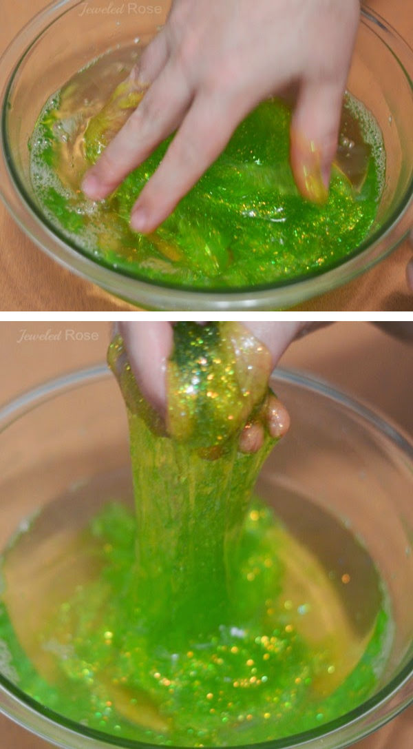 Bring a cherished Christmas movie to life with this easy to make Grinch slime for kids. #grinch #grinchactivitiesforkids #grinchcrafts #grinchslime #grinchslimerecipe #grinchslimekids #grinchslimediy #christmasslime #holidayslime #slimerecipe #slime #growingajeweledrose #activitiesforkids