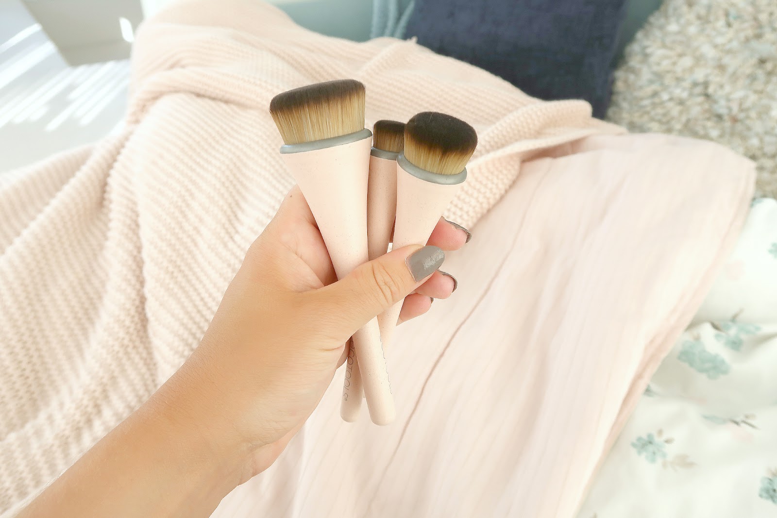 EcoTools concealer brush - Reviews