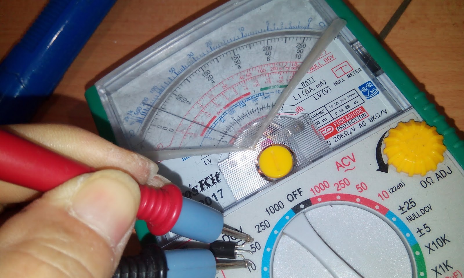 Life Begins at Forty How to check K2961 Nchannel Transistor