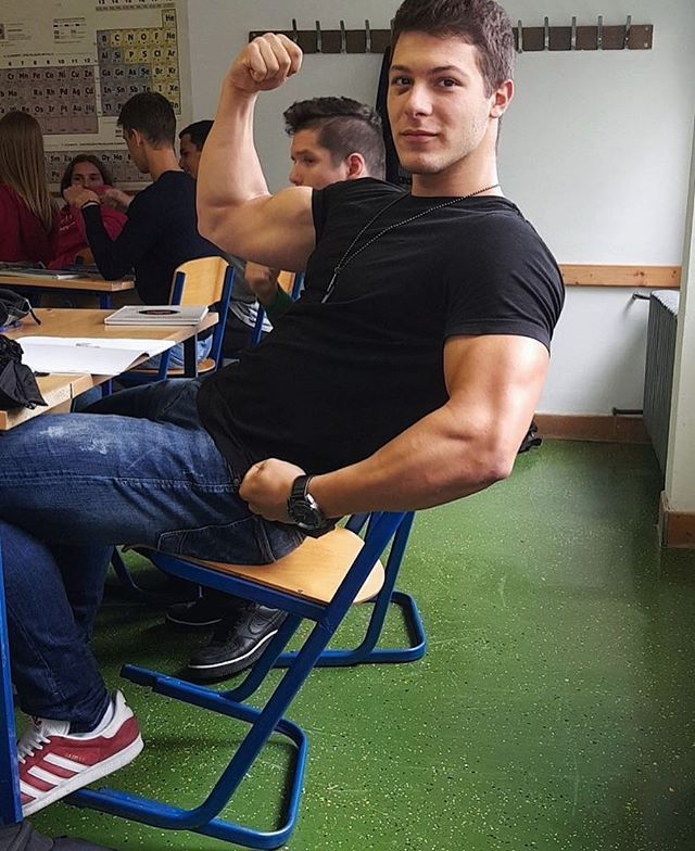 sexy-strong-cocky-bad-boys-high-school-buly-teen-hunk-big-biceps-flex-dominant-straight-alpha-bro