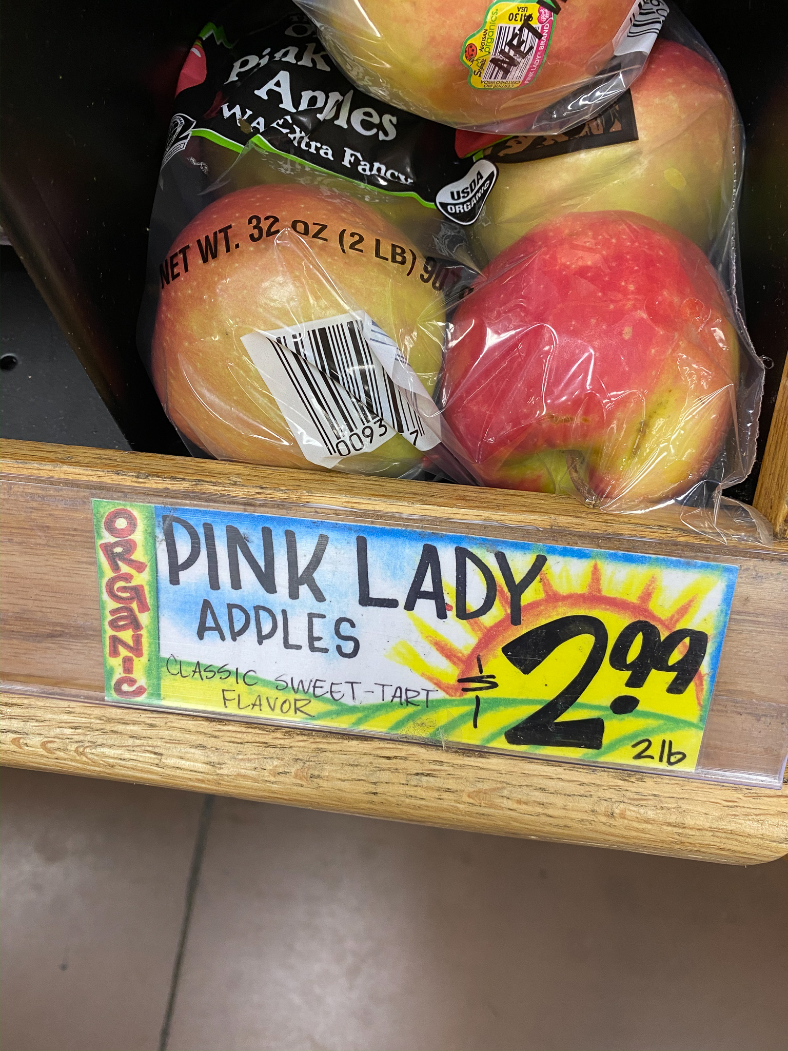 Don't Mind Our Mess Grocery Shopping Trader Joe's vs. Aldi vs. Harris