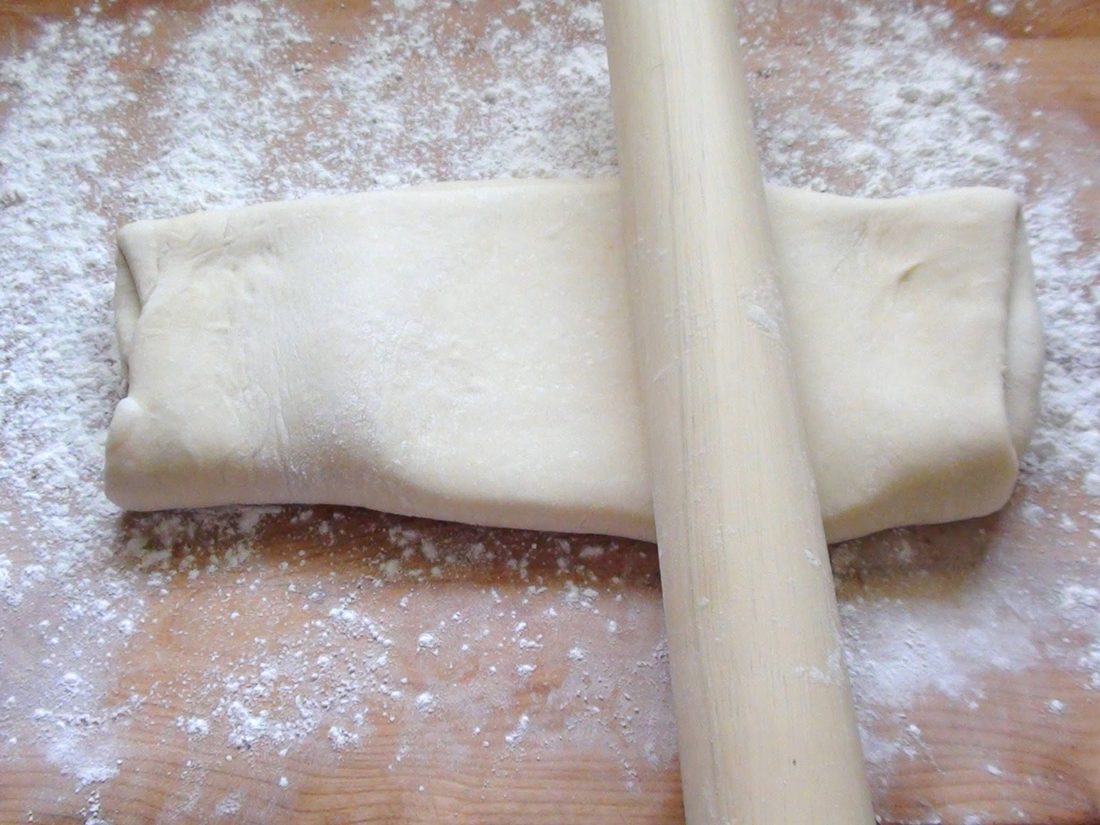 zsuzsa is in the kitchen LAMINATED YEAST PASTRY BLUNDELL TÉSZTA