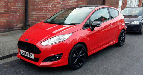 Fuse Box: 2016- 2017 Ford Fiesta - Fuse Panel Diagram