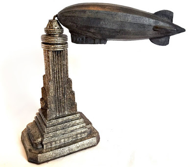Empire-State-Building-blimp-Zeppelin-Mooring-Mast-Dirigible-Souvenir-Building.jpg