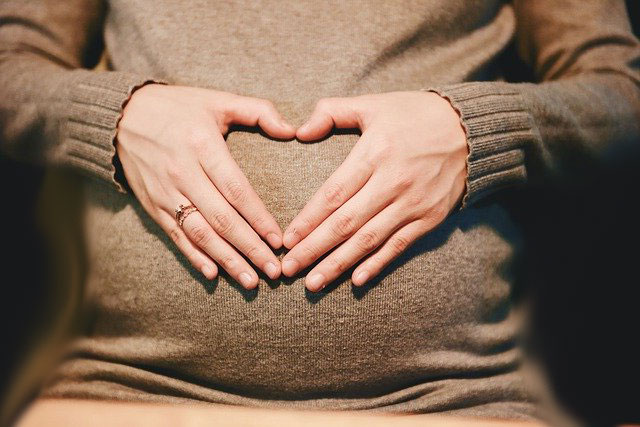علاج الإمساك أثناء الحمل