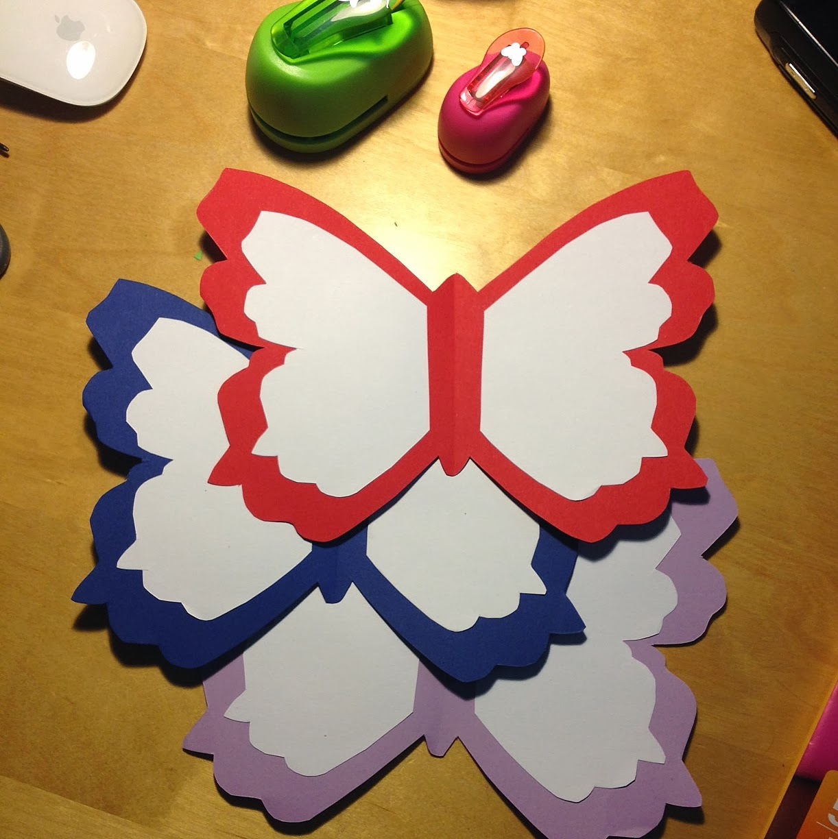 Some Carrots & Peas Blog: Einladungskarten Schmetterling