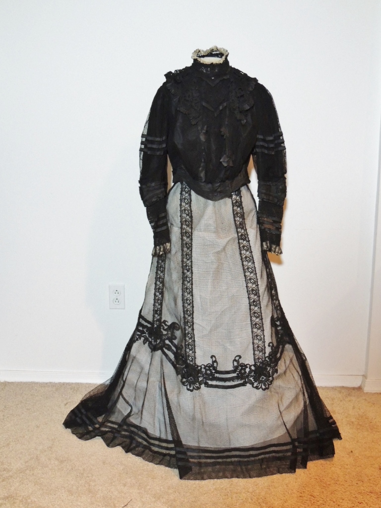 All The Pretty Dresses: Beautiful Black Net Edwardian Dress