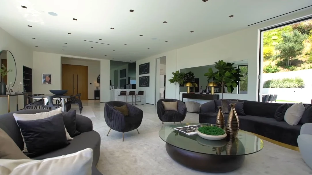 47 Interior Design Photos vs. 1706 N Doheny Dr, Los Angeles, CA Ultra Luxury Home Tour