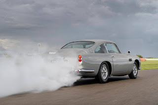 Aston Martin marks history with the release of the new version of the DB5 Goldfinger