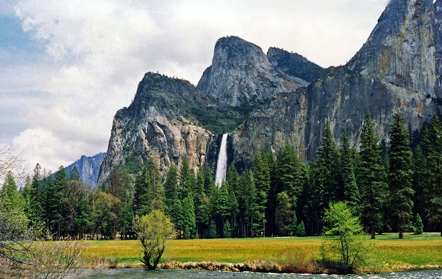 Cachoeira Bridalveil - Yosemite - Califórnia