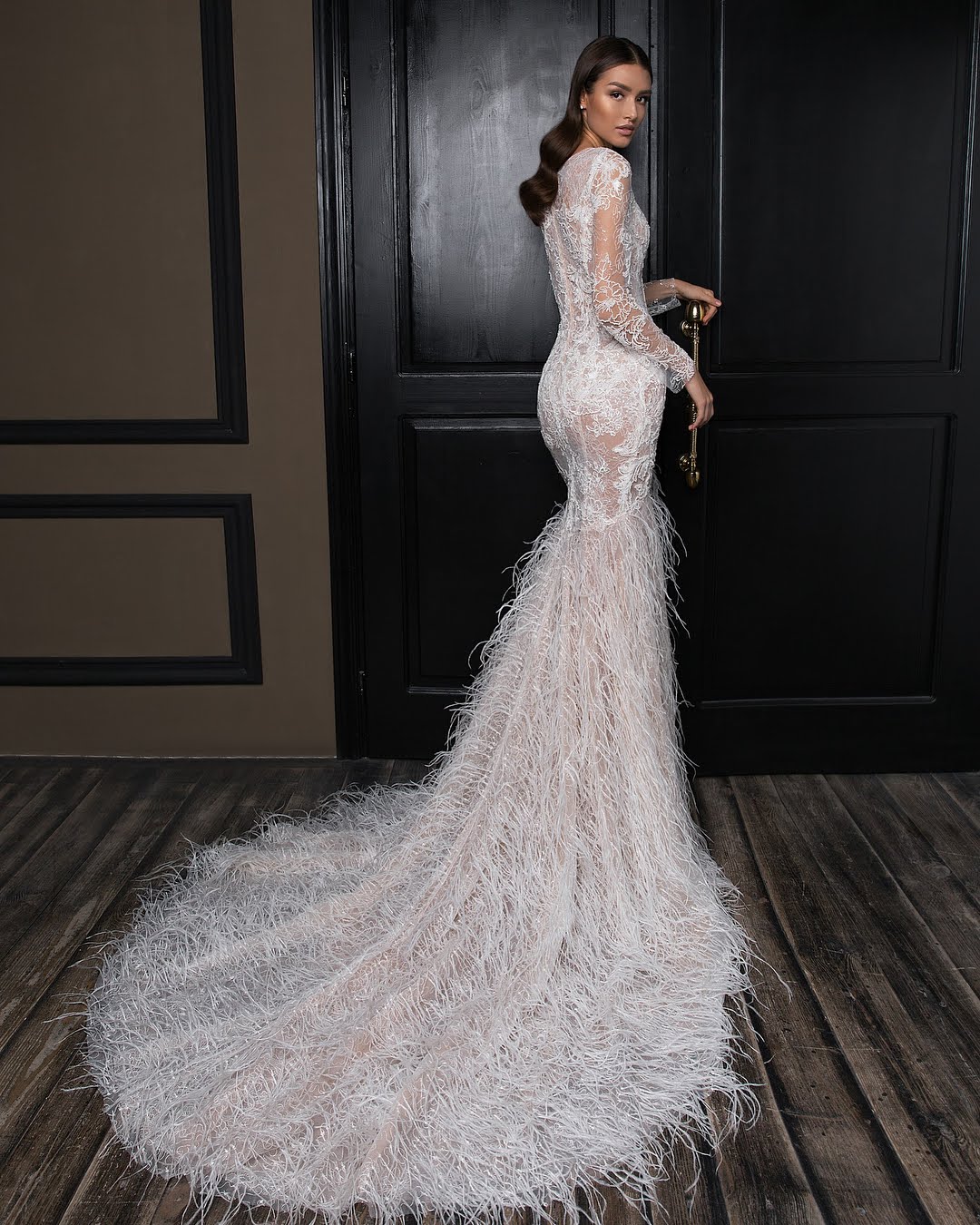 Bridal collection SS19: You dream - CRYSTAL DESIGN embodies