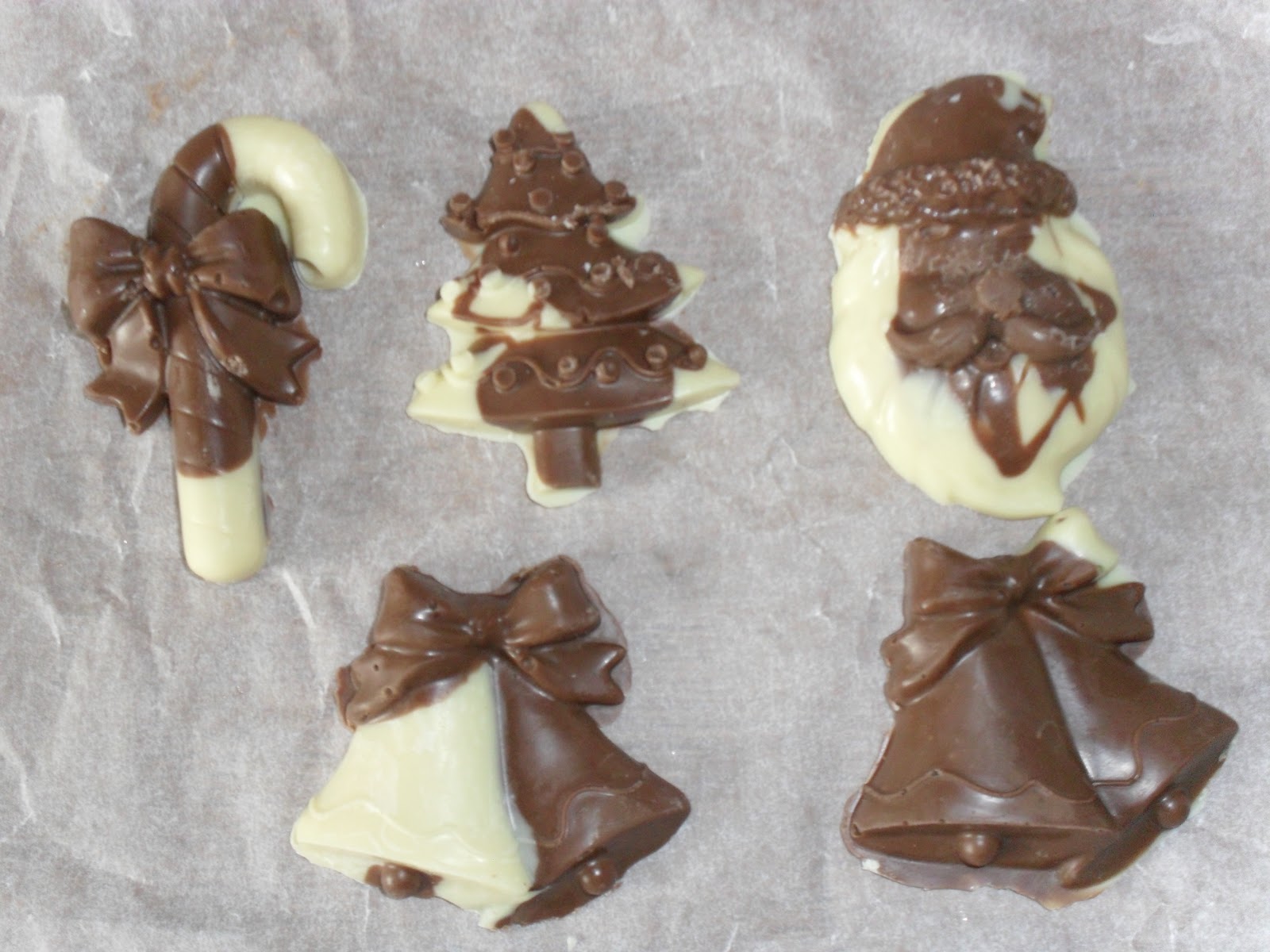 Creative Obsessions Chocolate decorations...