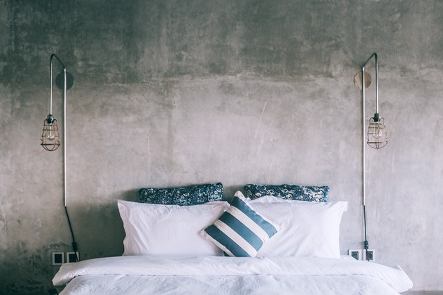 como elegir cojines para la cama