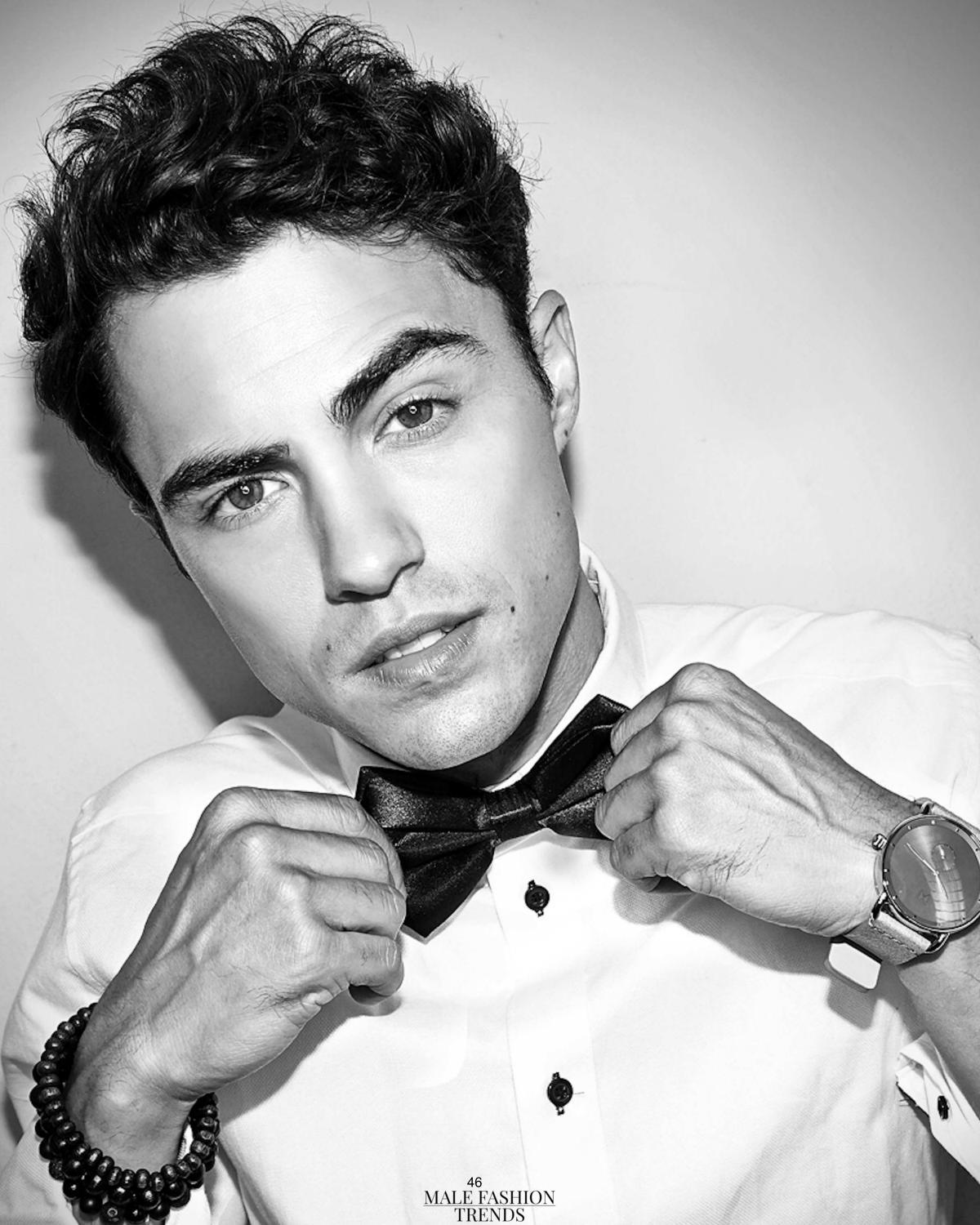 Darren para NUDE Magazine en fotos de Brad Everett Young